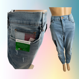 DISTRESSED HIGH RISE FIT JEAN